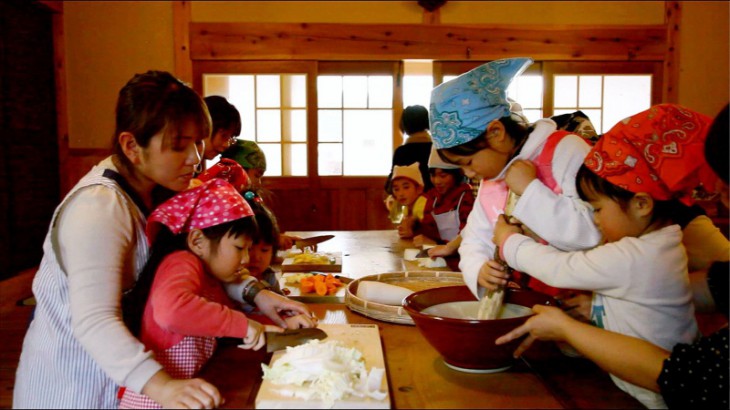 Cooking classes like this one are held nationwide to teach children the importance of a healthy diet.