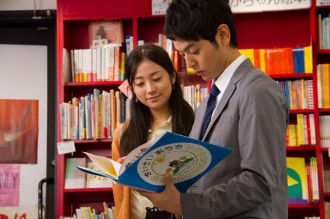 Kimura Fumino and Tsumabuki Satoshi All photos: ©2013"The Little House" Film Partners