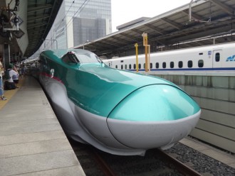 E5 Series All Photos: PIXTA